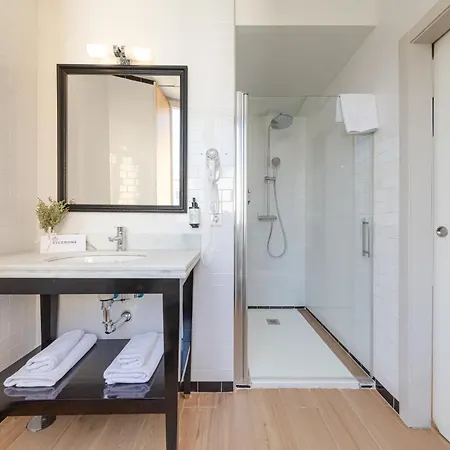 Nuea Cicerone Guest house