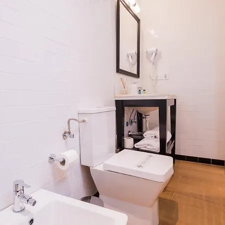 Nuea Cicerone 3* Séville